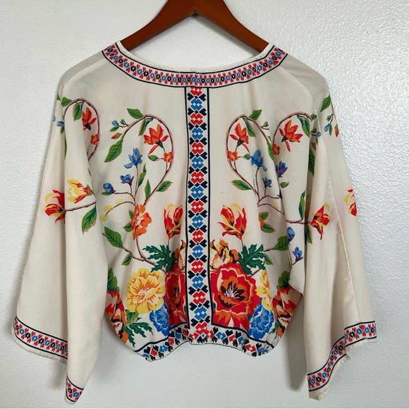 Anthropologie Flying Tomato Floral Embroidered Top Medium - Picture 7 of 8